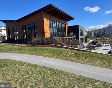 3485 Cormorant Drive - Photo Thumbnail 30
