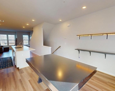3485 Cormorant Drive - Photo Thumbnail 7