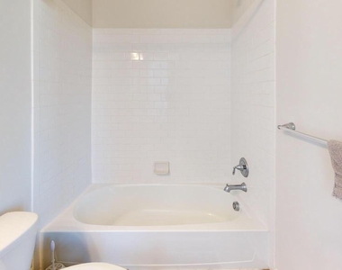 3485 Cormorant Drive - Photo Thumbnail 29