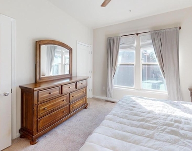 3485 Cormorant Drive - Photo Thumbnail 14