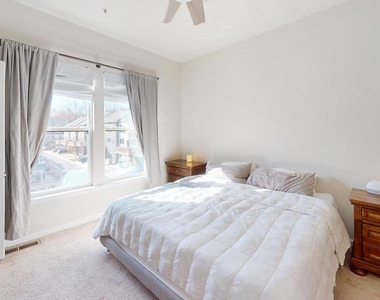 3485 Cormorant Drive - Photo Thumbnail 16