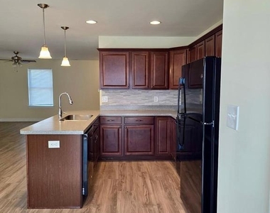 23613 Linkside Drive - Photo Thumbnail 2