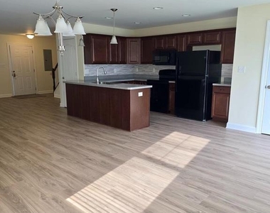 23613 Linkside Drive - Photo Thumbnail 4