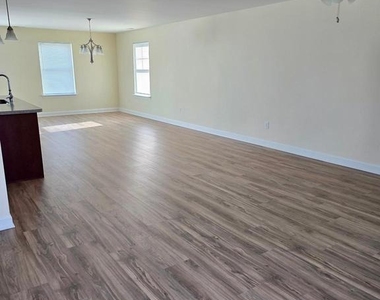 23613 Linkside Drive - Photo Thumbnail 5