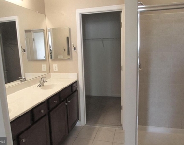 19048 Jackstone Way - Photo Thumbnail 6