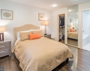 3500 P Street Nw - Photo Thumbnail 14