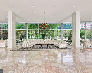 4201 Cathedral Avenue Nw - Photo Thumbnail 3