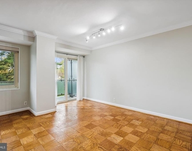 4201 Cathedral Avenue Nw - Photo Thumbnail 12