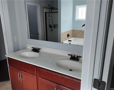 5317 Nessee Street - Photo Thumbnail 13