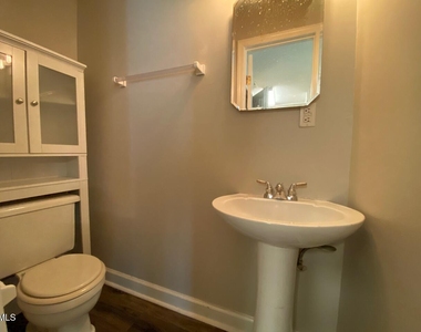 4706 Blue Bird Court - Photo Thumbnail 9