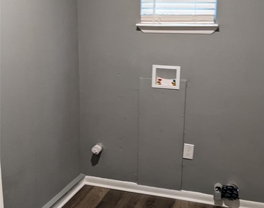 701 Alabama St - Photo Thumbnail 10