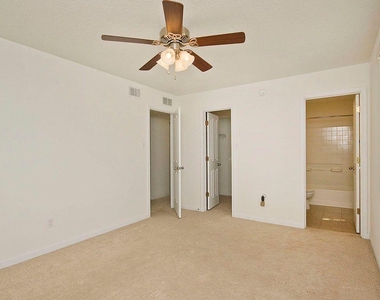 124 Trestle Tree St - Photo Thumbnail 5