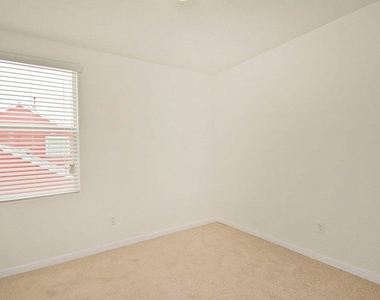 124 Trestle Tree St - Photo Thumbnail 7