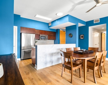 603 Davis St - Photo Thumbnail 7