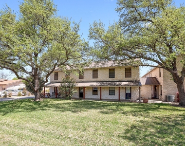 204 Northwest Dr - Photo Thumbnail 5