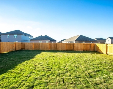 19024 Quiet Range Dr - Photo Thumbnail 28