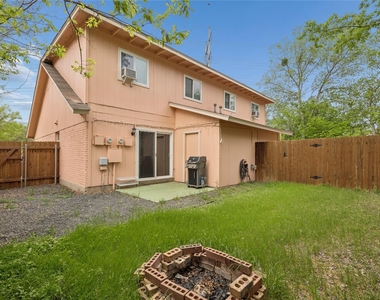 820 Sahara Ave - Photo Thumbnail 13