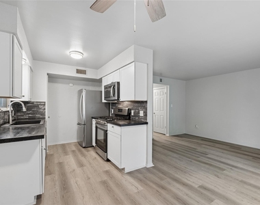 820 Sahara Ave - Photo Thumbnail 26
