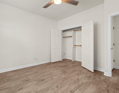 1100 W 25th St - Photo Thumbnail 33