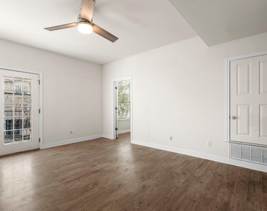 1100 W 25th St - Photo Thumbnail 26