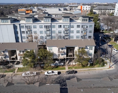 1100 W 25th St - Photo Thumbnail 19