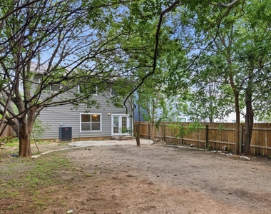 10316 Garbacz Dr - Photo Thumbnail 23