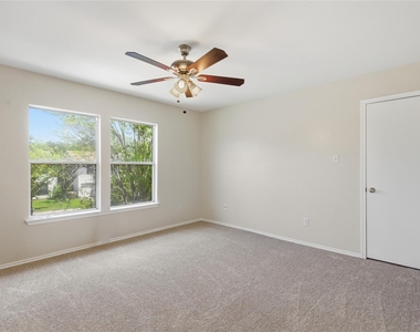 10316 Garbacz Dr - Photo Thumbnail 12