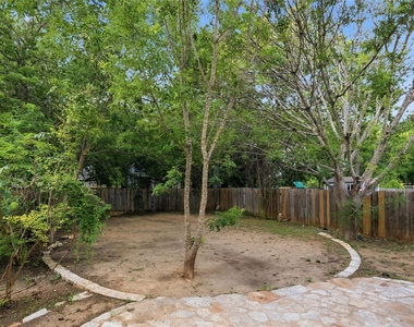 10316 Garbacz Dr - Photo Thumbnail 21
