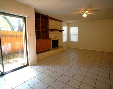 8418 Fathom Cir - Photo Thumbnail 3