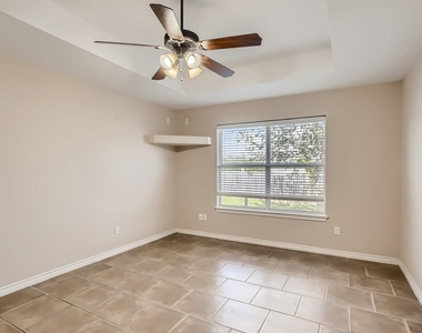 3032 Douglas Fir Dr - Photo Thumbnail 4