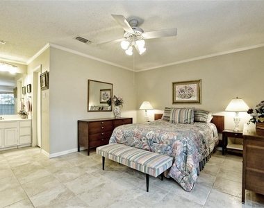 7919 Ridgeline Dr N - Photo Thumbnail 8