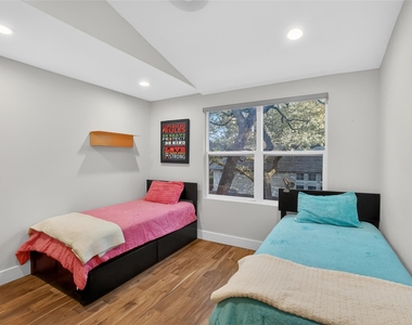 3627 Stoneridge Rd - Photo Thumbnail 33
