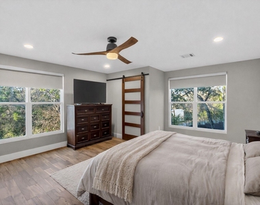 3627 Stoneridge Rd - Photo Thumbnail 29