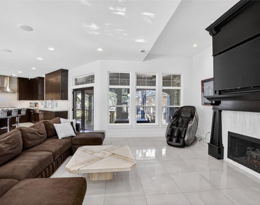3627 Stoneridge Rd - Photo Thumbnail 35