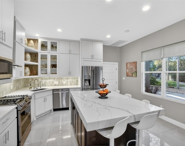 3627 Stoneridge Rd - Photo Thumbnail 25