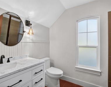 3627 Stoneridge Rd - Photo Thumbnail 15