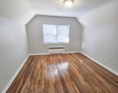 20-50 Hazen Street - Photo Thumbnail 6