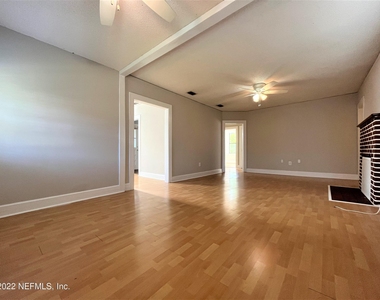 5324 Fremont Street - Photo Thumbnail 3