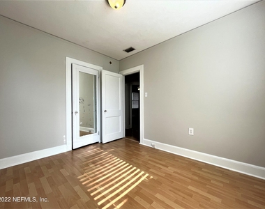5324 Fremont Street - Photo Thumbnail 15