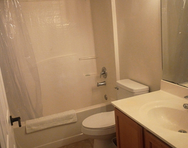 3411 Glenn Hollow Court - Photo Thumbnail 11