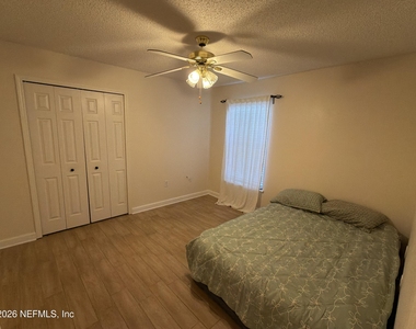 3411 Glenn Hollow Court - Photo Thumbnail 5