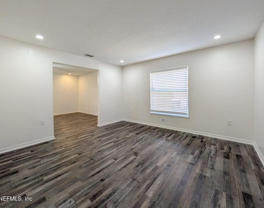 5430 Shady Pine Street S - Photo Thumbnail 5
