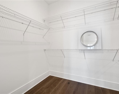 788 W Marietta Street Nw - Photo Thumbnail 31