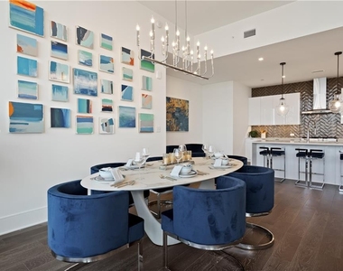 788 W Marietta Street Nw - Photo Thumbnail 1