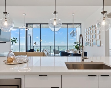 788 W Marietta Street Nw - Photo Thumbnail 17
