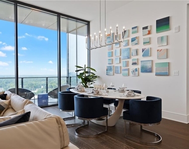 788 W Marietta Street Nw - Photo Thumbnail 2