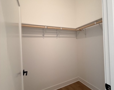 1320 S Ashland Avenue - Photo Thumbnail 15