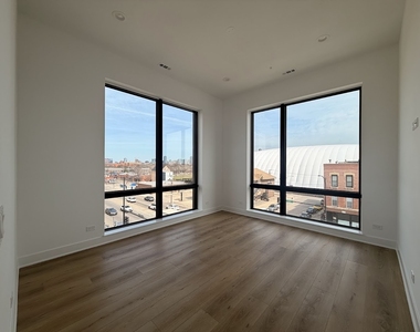 1320 S Ashland Avenue - Photo Thumbnail 24