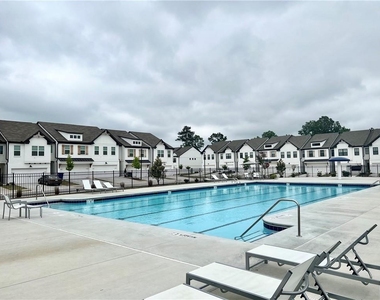 116 Auburn Gate Lane - Photo Thumbnail 29