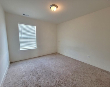 116 Auburn Gate Lane - Photo Thumbnail 16